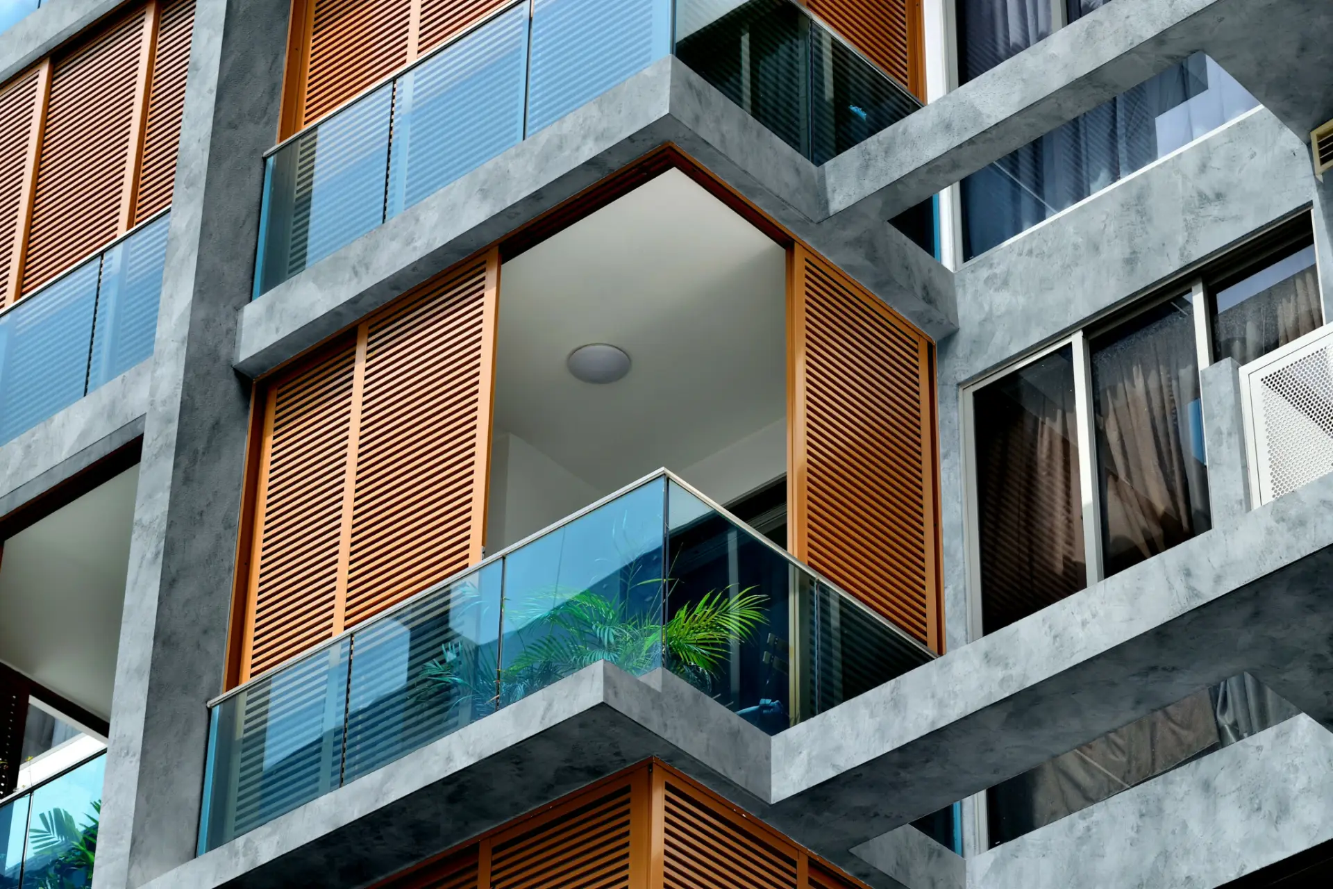 MONOKRETE Exterior Textured Paint gallery